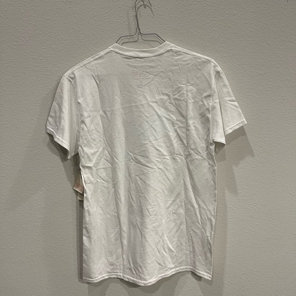 NWT* Heather Harlan Raise Hell Tshirt M 20x29 - Picture 7 of 7